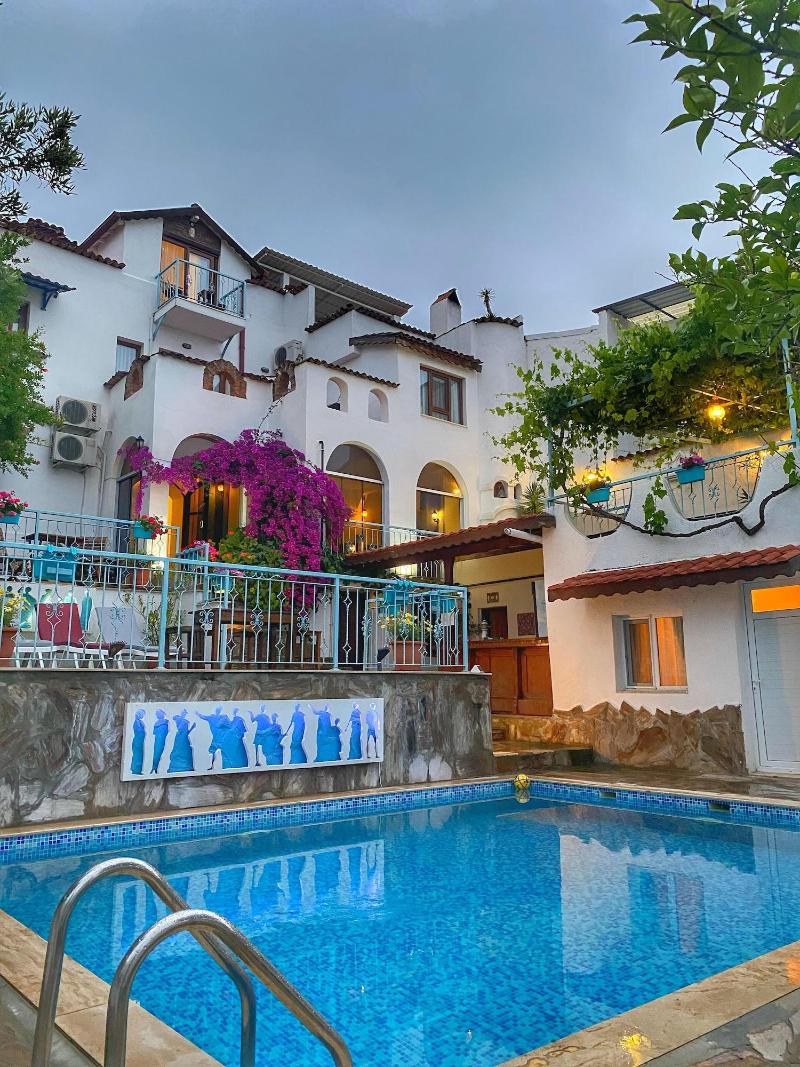 Villa Dreams image