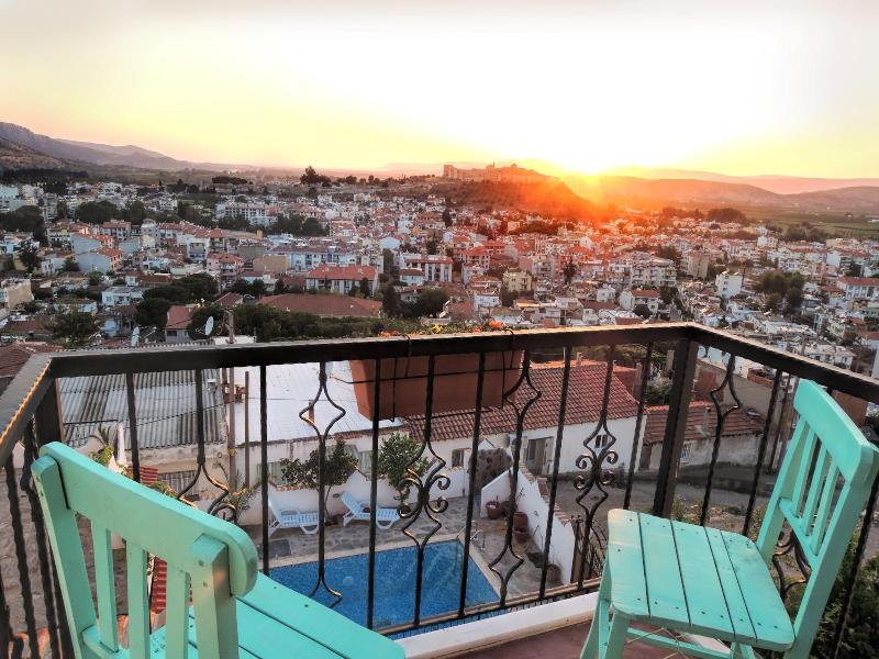 Villa Dreams image