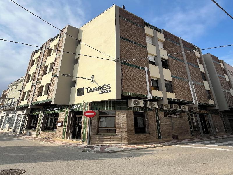 Hostal Tarra S image