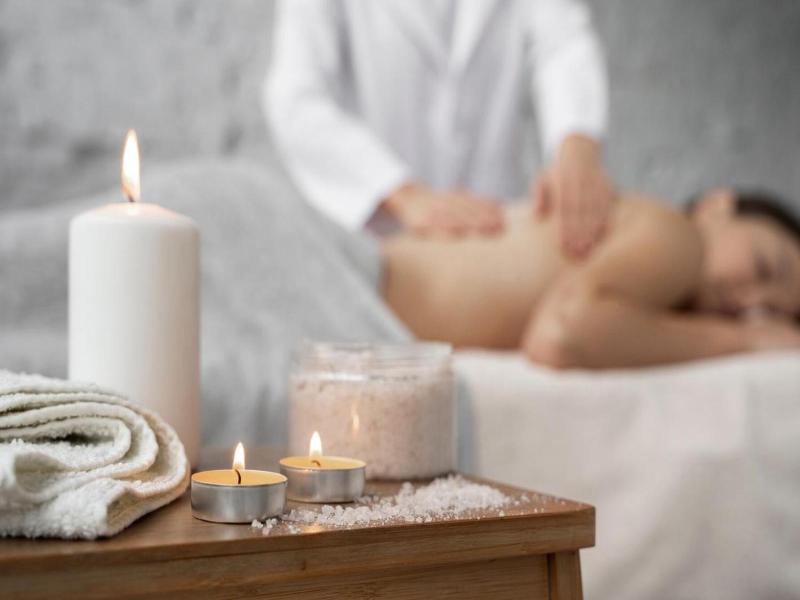 Hotel Spa La Central image