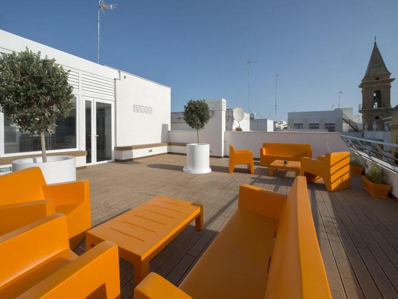 Apartamentos Maier image