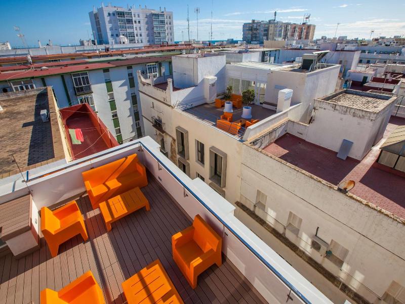 Apartamentos Maier image