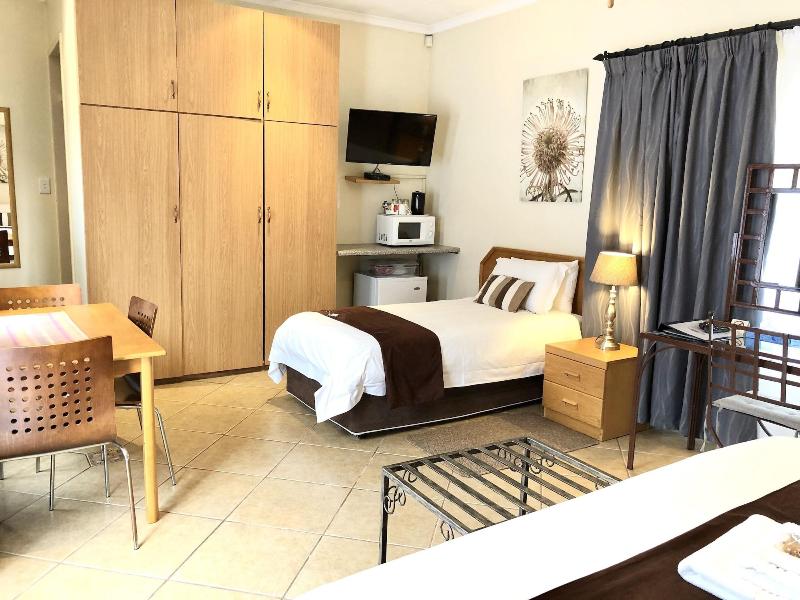Clubview Guest House image