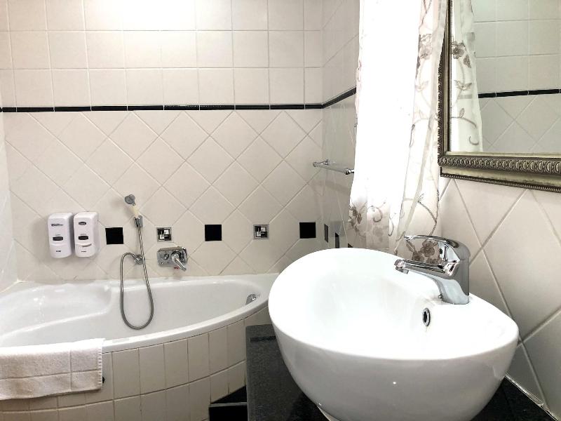 Clubview Guest House image
