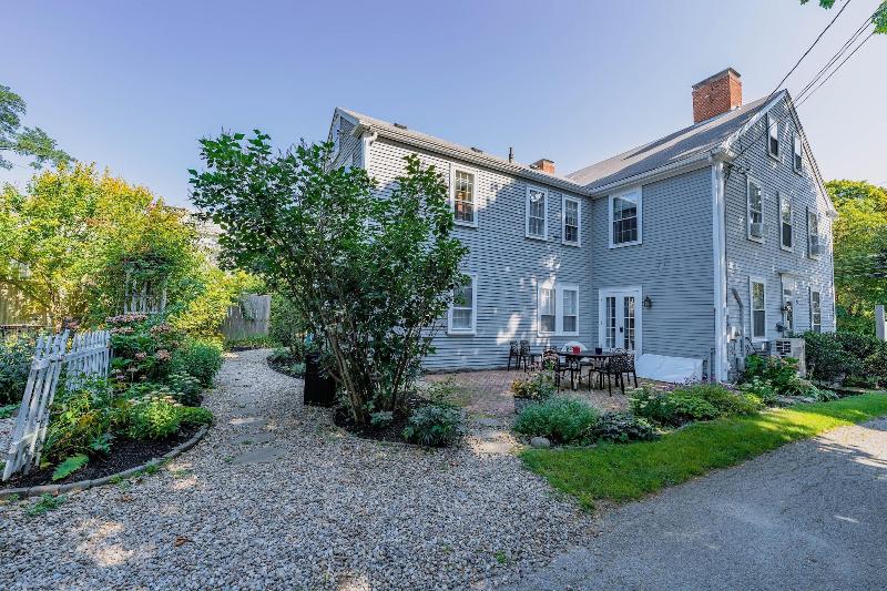 Sally Webster Inn image