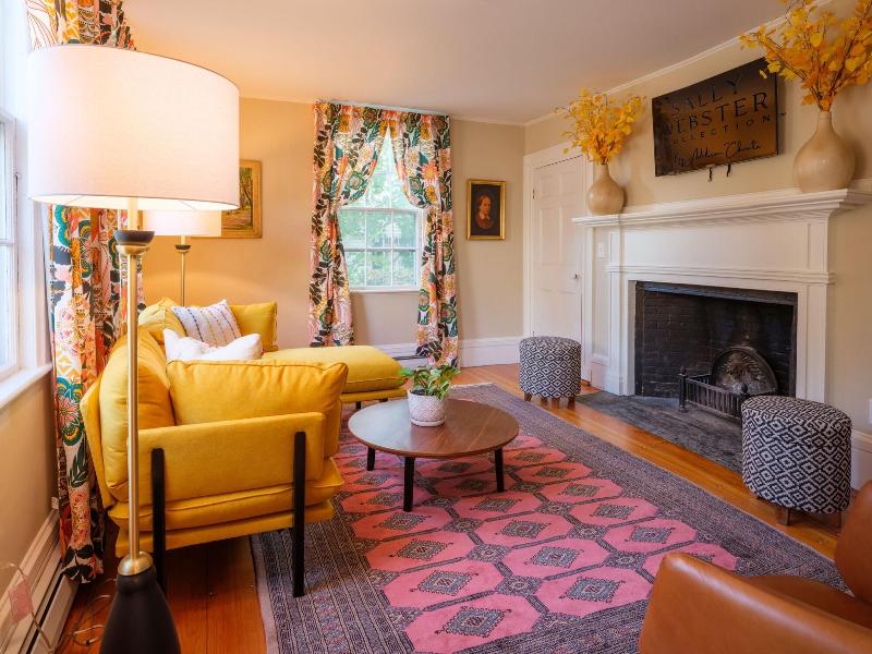 Sally Webster Inn image