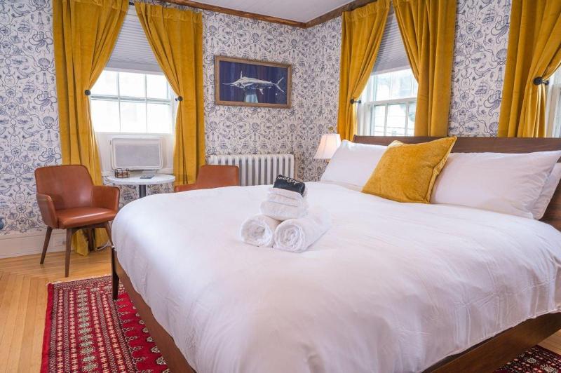 Sally Webster Inn image