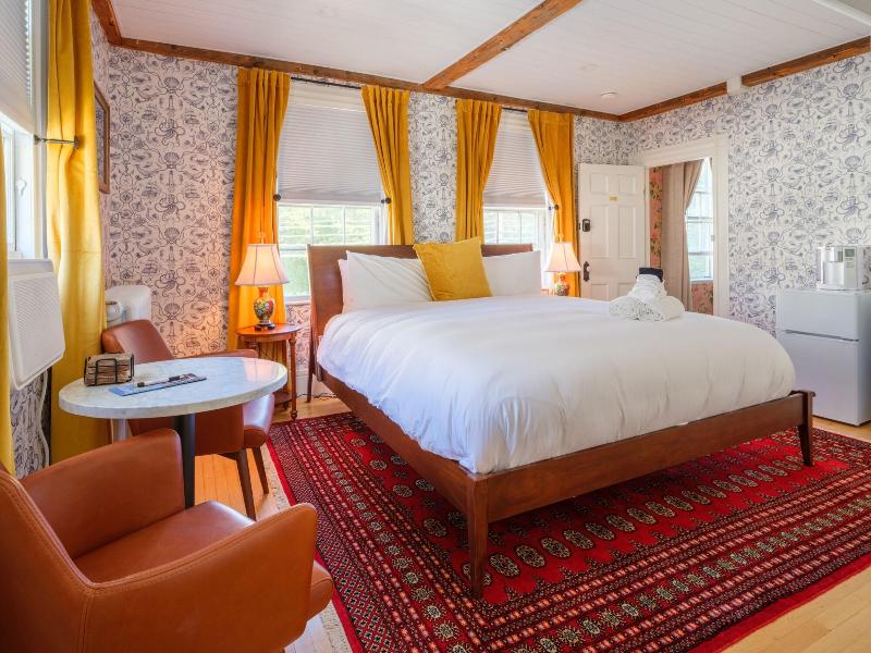 Sally Webster Inn image