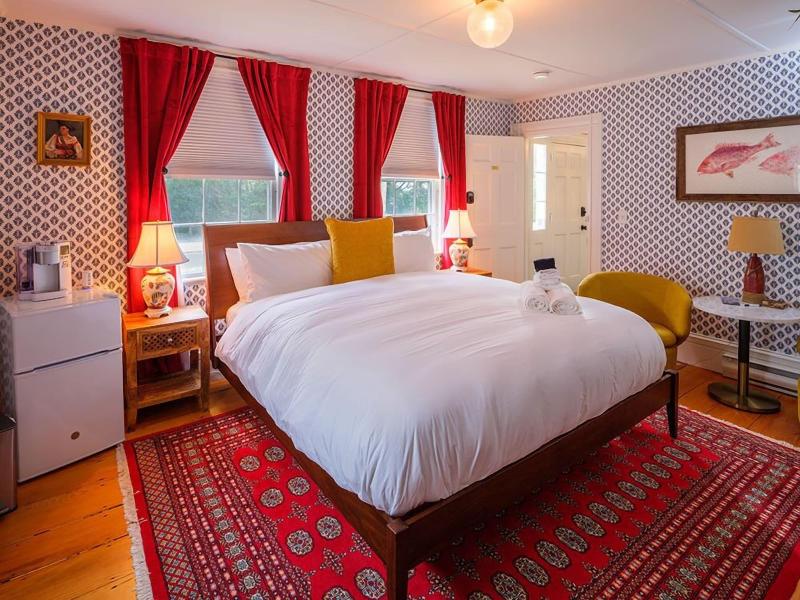 Sally Webster Inn image