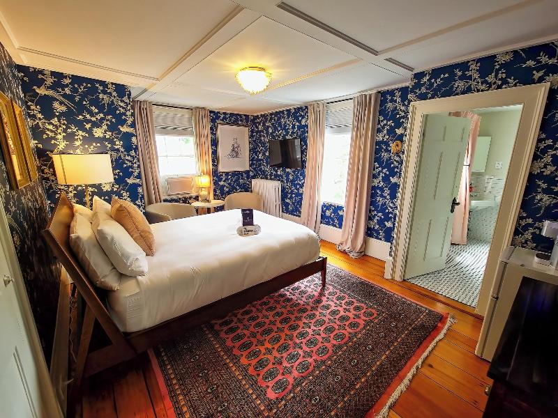 Sally Webster Inn image