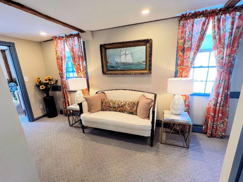 Sally Webster Inn image