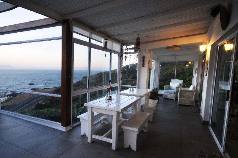 Rocklands Bed And Breakfast image