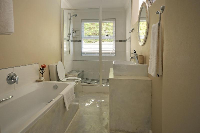Rocklands Bed And Breakfast image