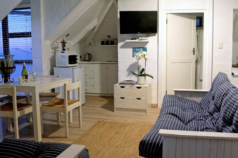 Rocklands Bed And Breakfast image