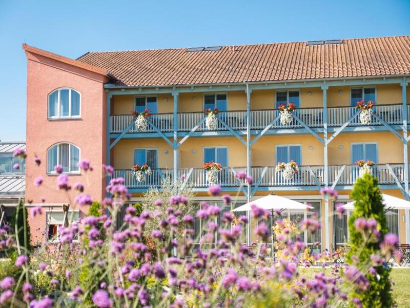 Jufa Hotel Vulkanland image