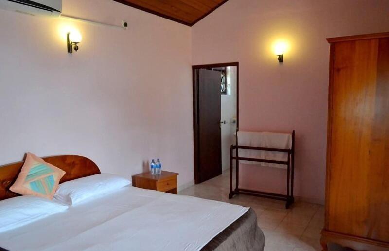 Sugandi Inn image