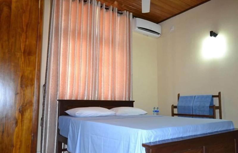 Sugandi Inn image