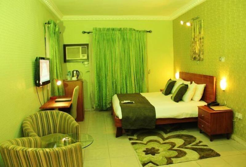 Vines Hotel image