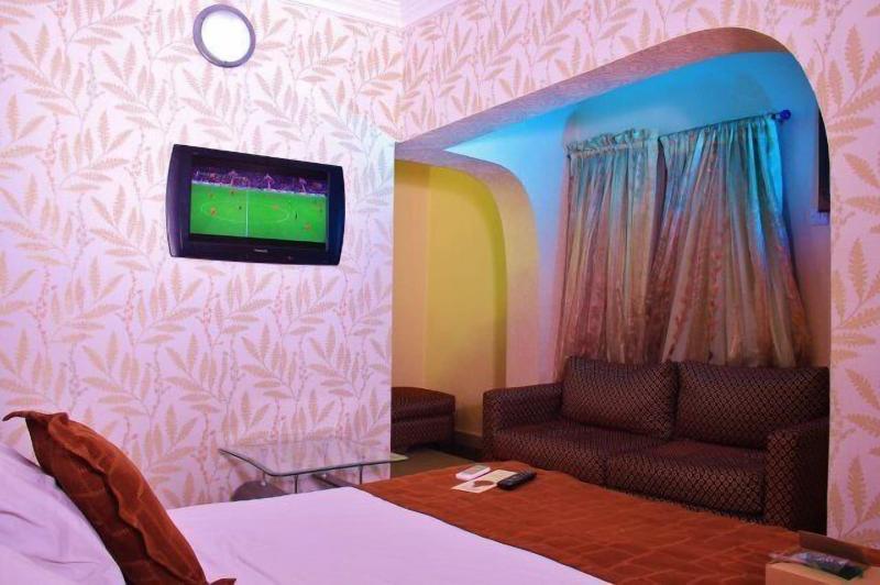 Vines Hotel image