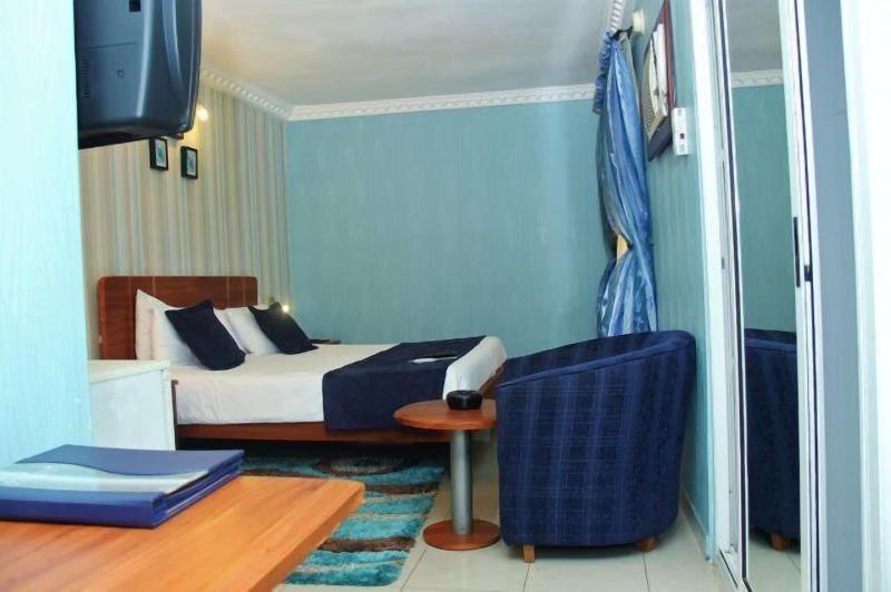 Vines Hotel image