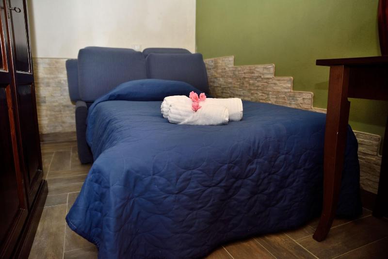 Bifarville Bed And Breakfast image