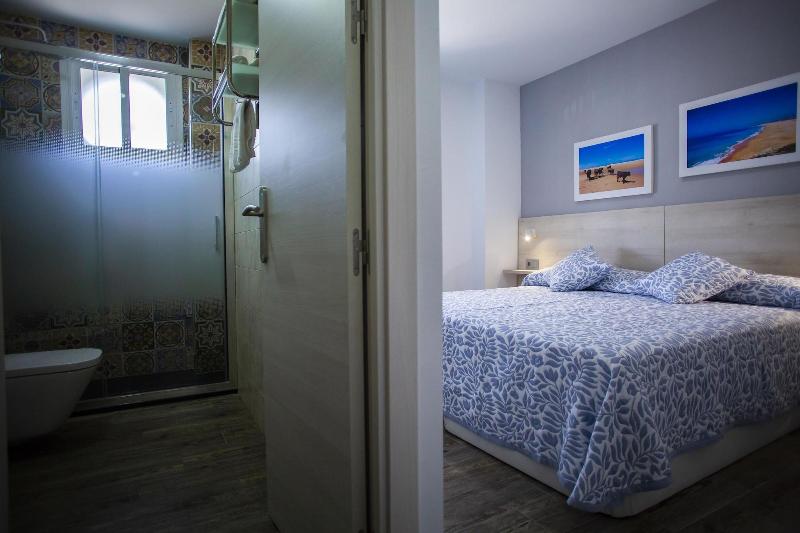 Hotel Bari image