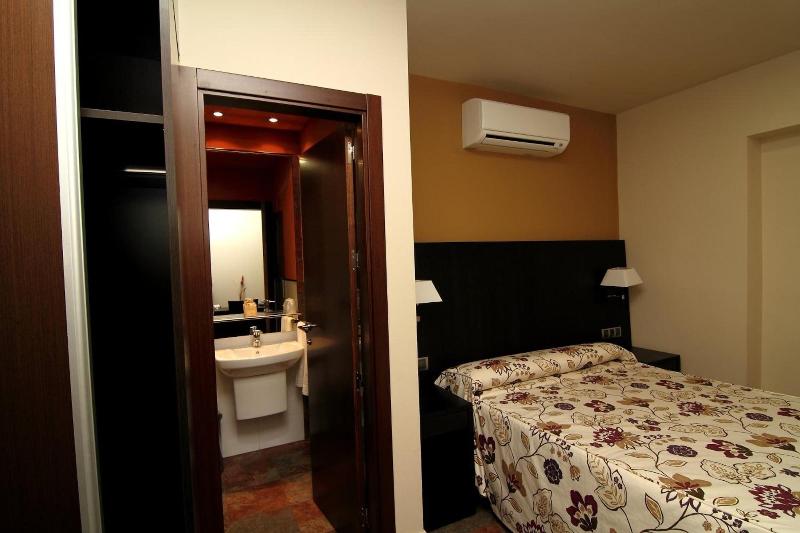 Hostal La Bartola image