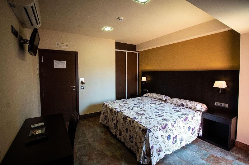 Hostal La Bartola image
