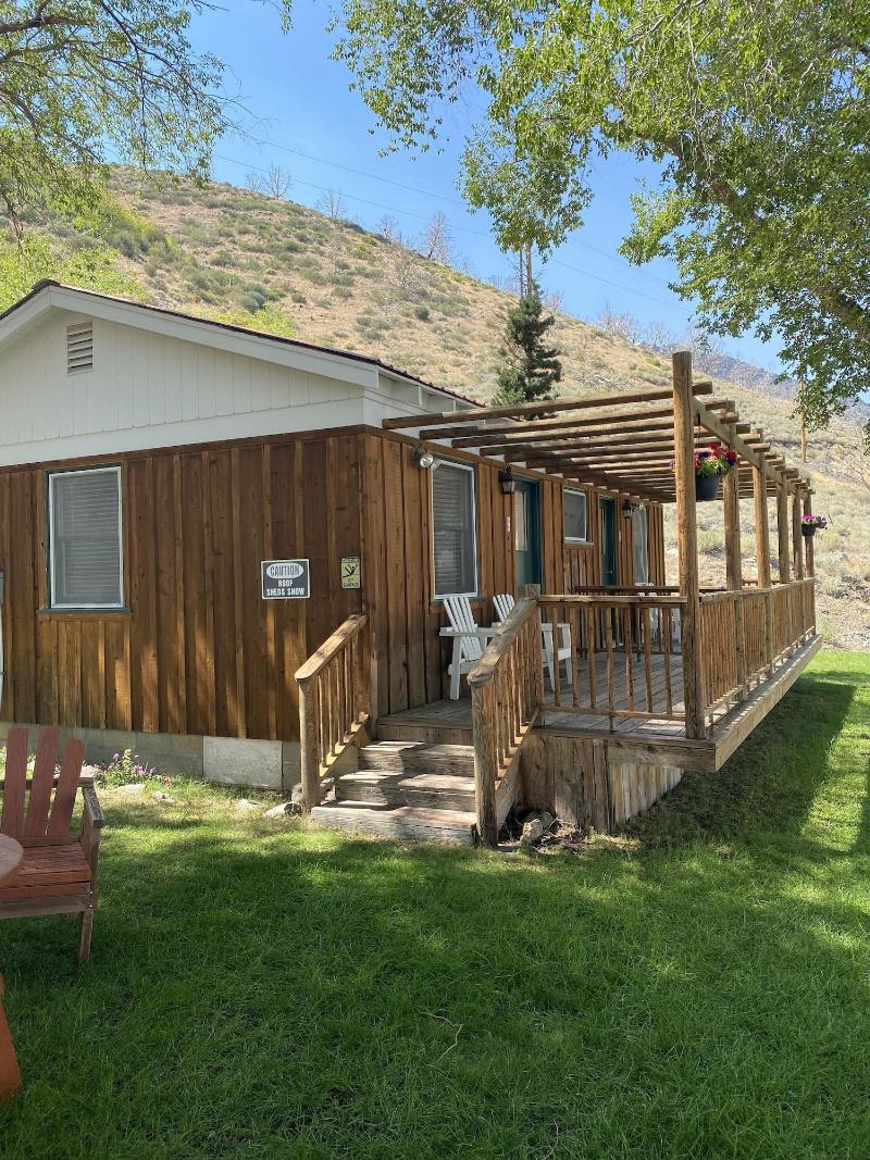 Tioga Lodge At Mono Lake image