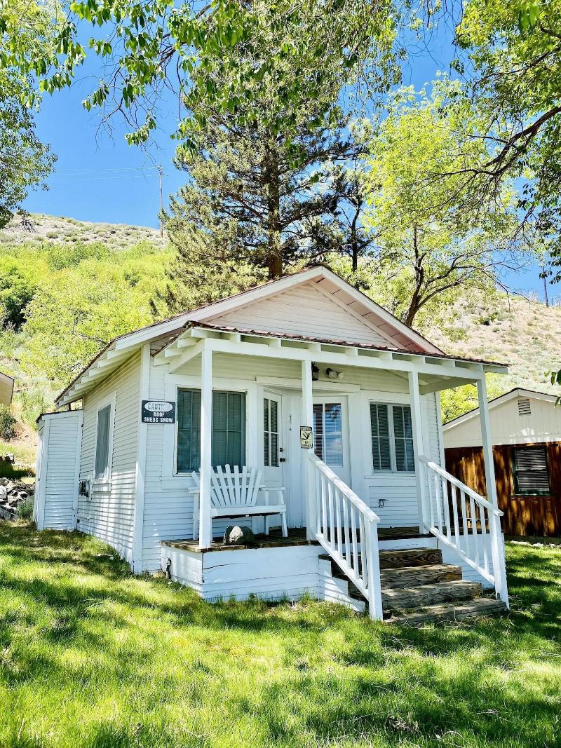 Tioga Lodge At Mono Lake image