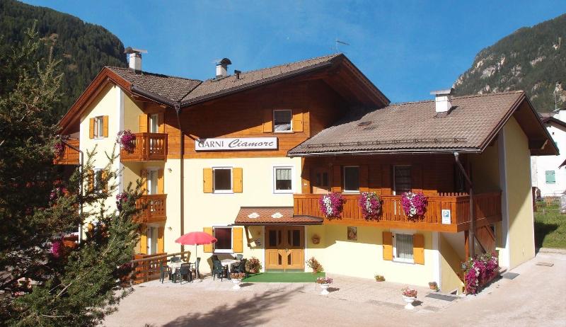 Hotel Garna Ciamorc image