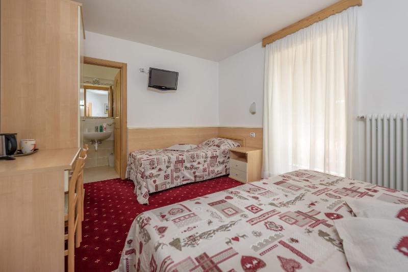 Hotel Garna Ciamorc image