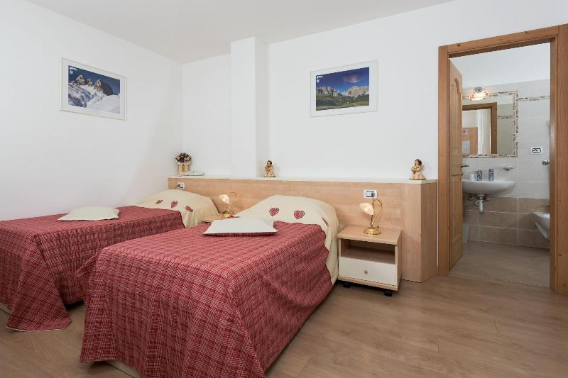 Hotel Garna Ciamorc image