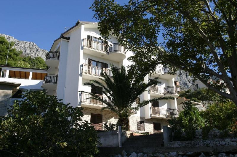 Guest House Lidus