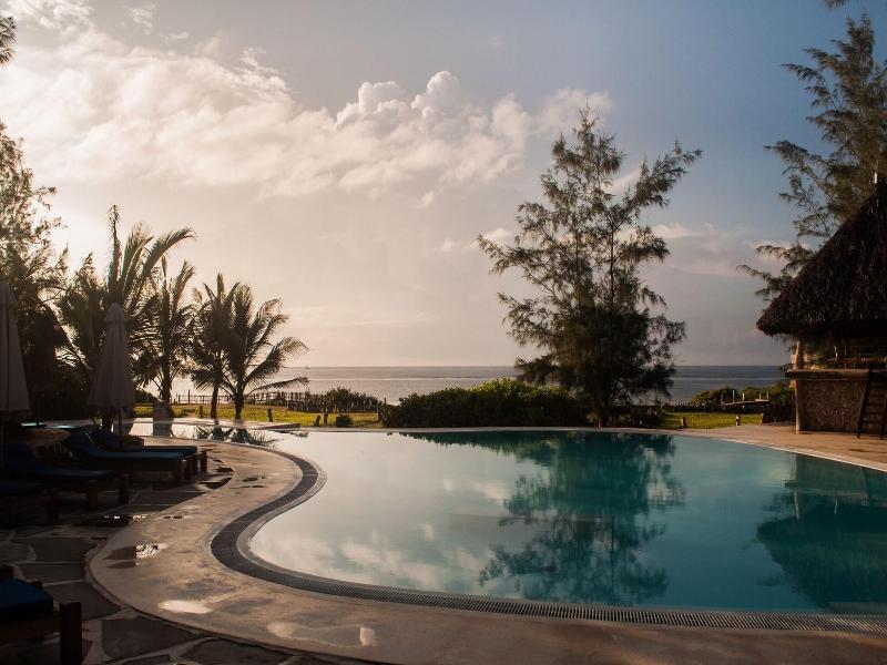 The Charming Lonno Lodge image