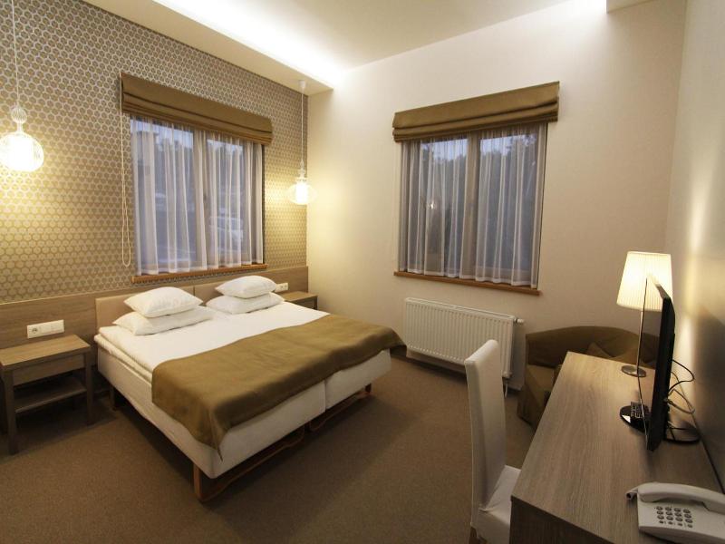 Goda Hotel Spa image