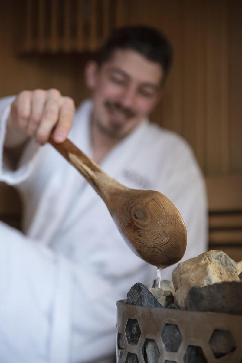 Goda Hotel Spa image