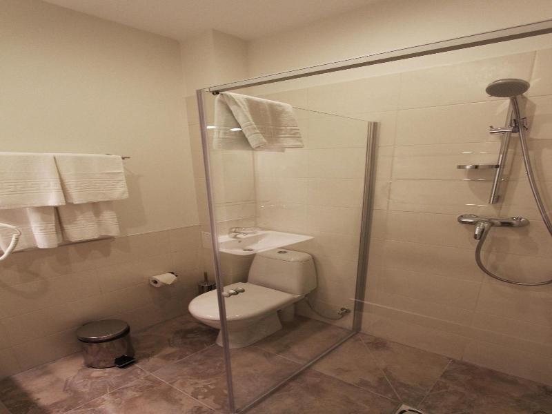 Goda Hotel Spa image