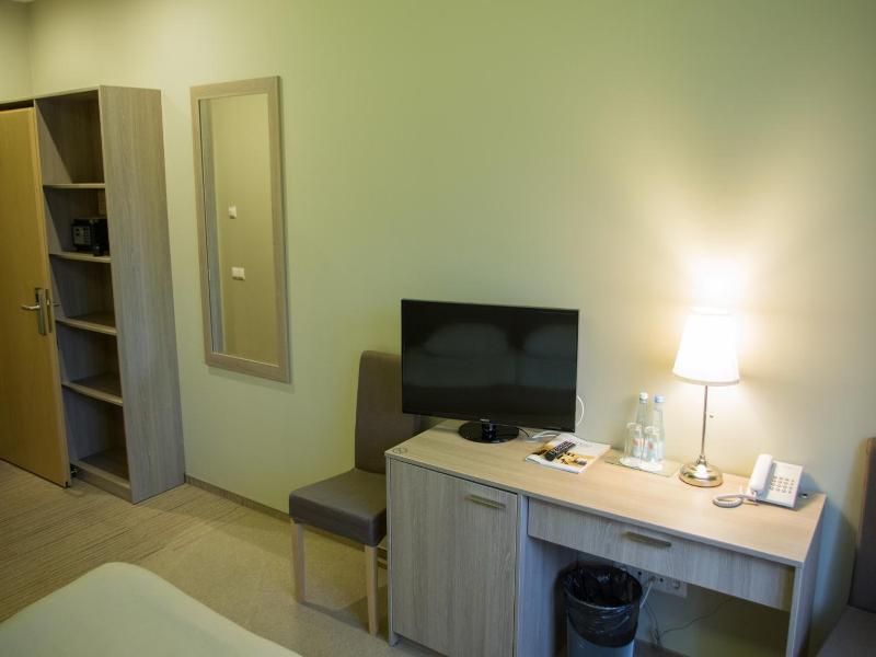 Goda Hotel Spa image