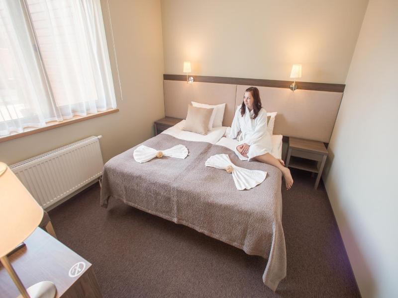Goda Hotel Spa image