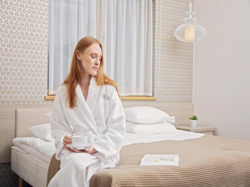 Goda Hotel Spa image