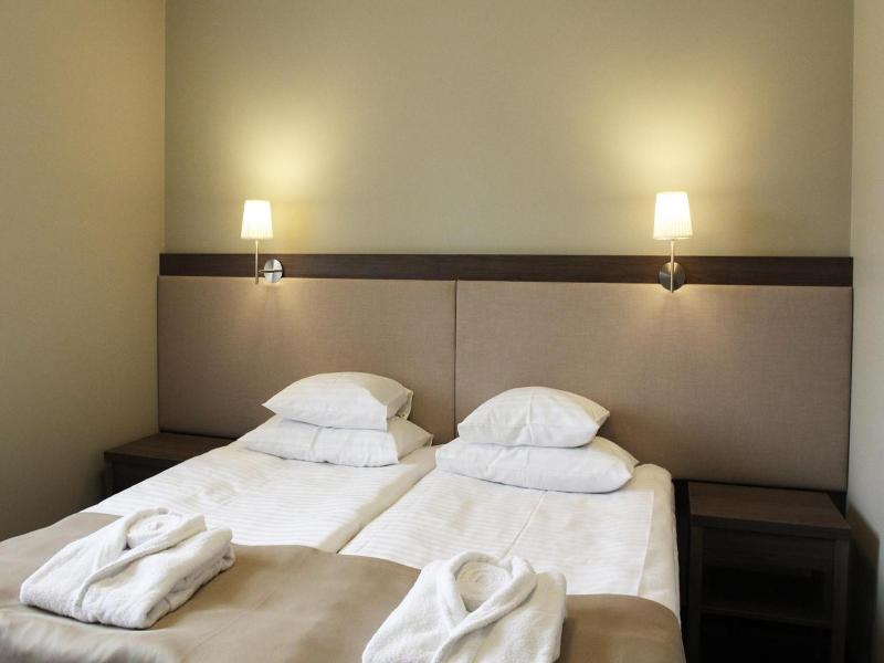 Goda Hotel Spa image