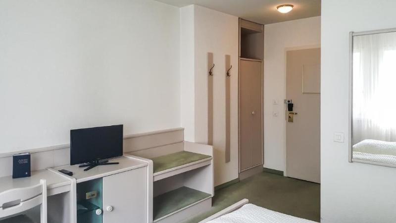 Hotel Les Berges image