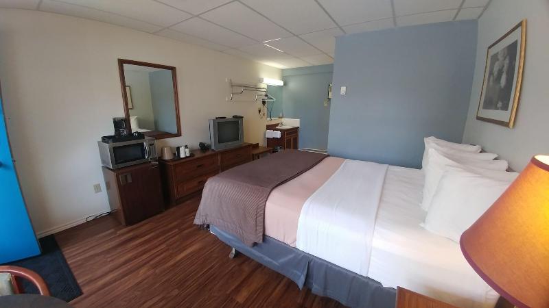 Northlander Motel image