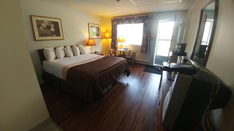 Northlander Motel image