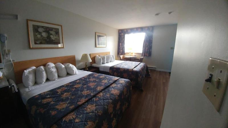 Northlander Motel image