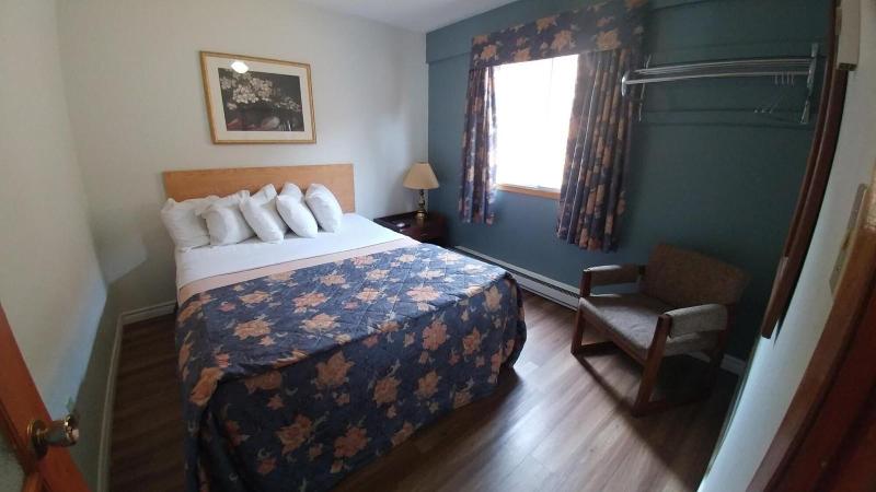 Northlander Motel image