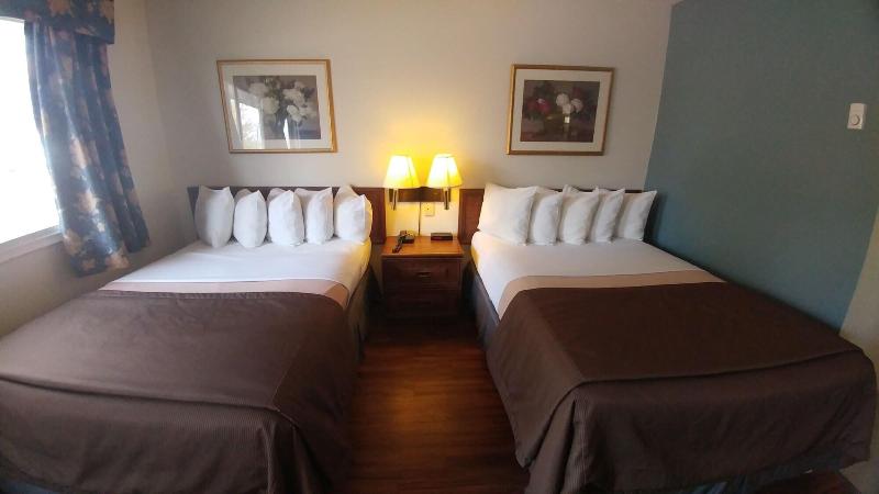 Northlander Motel image
