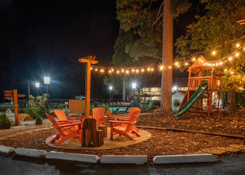 Buck Meadows Lodge image
