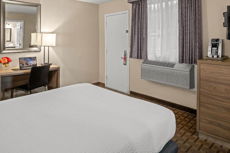 Buck Meadows Lodge image